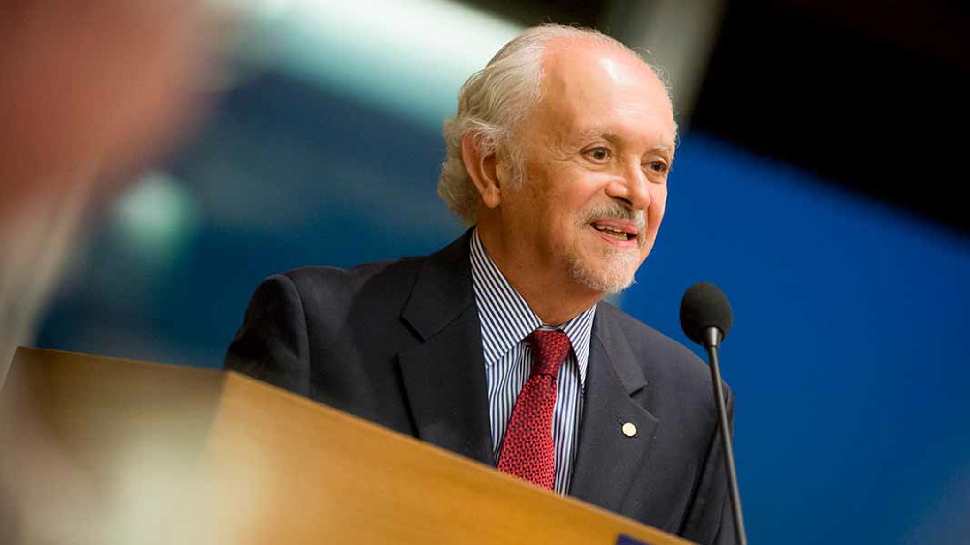 Mario Molina As Rivals Stand Silent One Health Insurer Protests Mario Molina As Rivals Stand Silent One Health Insurer Protests